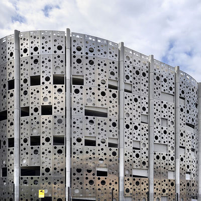 comprare 3 mm pannelli perforati di alluminio per pareti PVDF rivestimento personalizzato per la decorazione degli edifici online manufacture