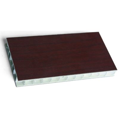 comprare Pannello composito in alluminio da favo di miele da 8 mm-300 mm con eccellente resistenza all'impatto online manufacture